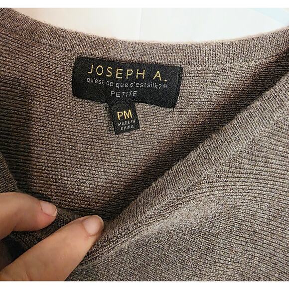 Joseph A. Sweater Women's Petite M Crew Neck Light Brown Long Baloon Sleeves - Picture 5 of 7